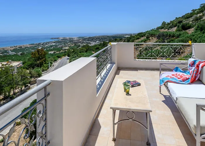 Votana Villa & Apartments